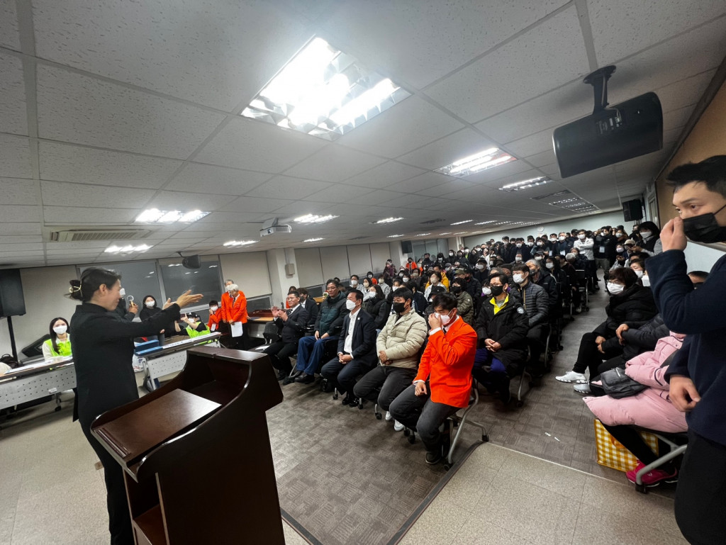 KakaoTalk_20221205_183453594_02.jpg