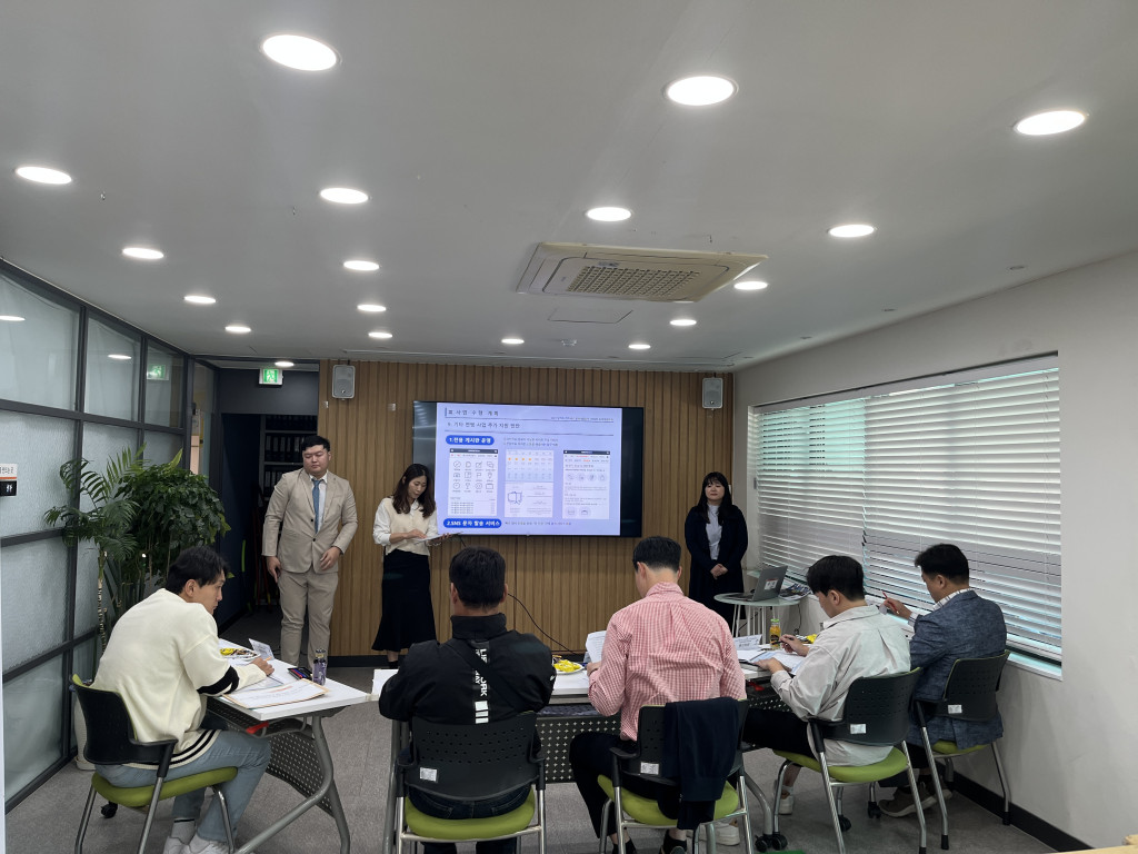 KakaoTalk_20231018_181653592_03.jpg