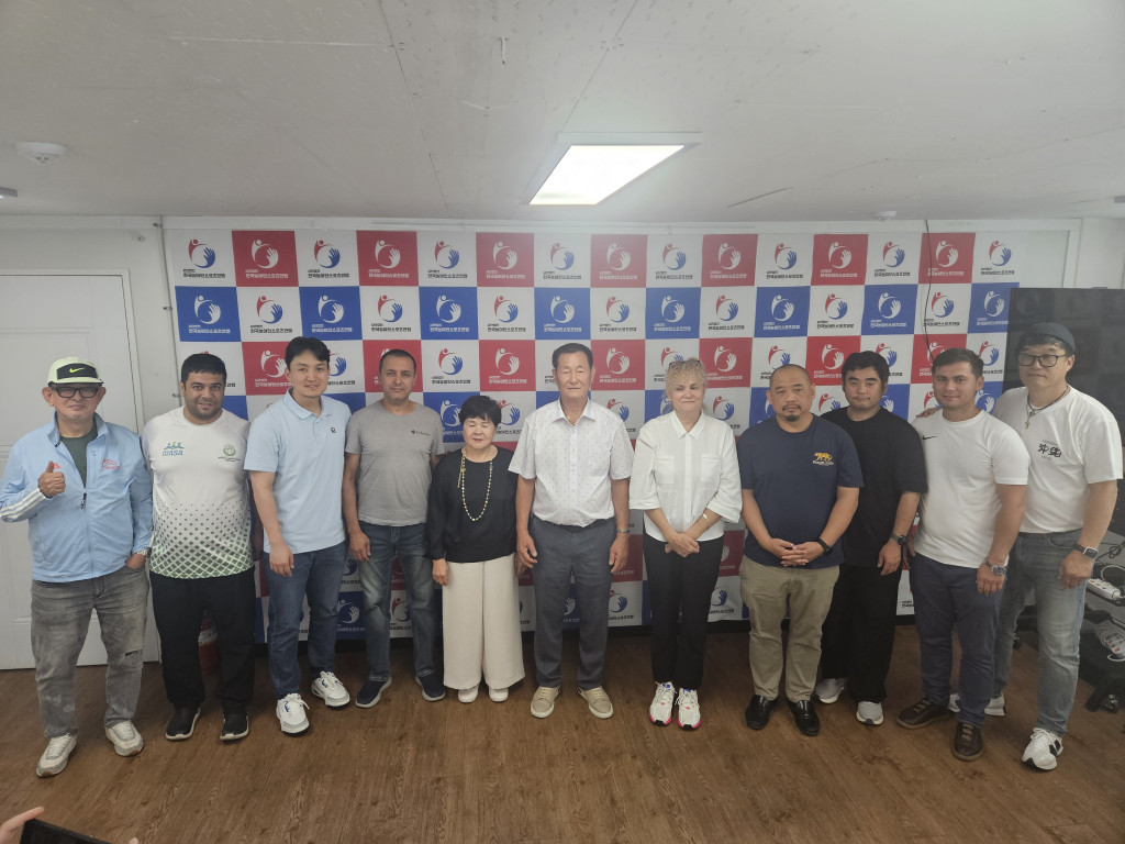 우크라이나 및 말레이시아 농아인스포츠연맹 방문.jpg