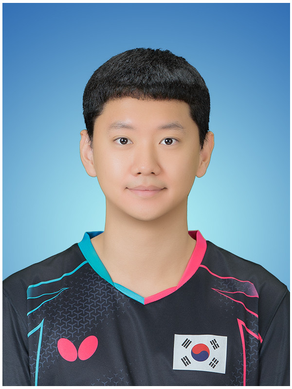 10-SOA00905-4-김종국.jpg
