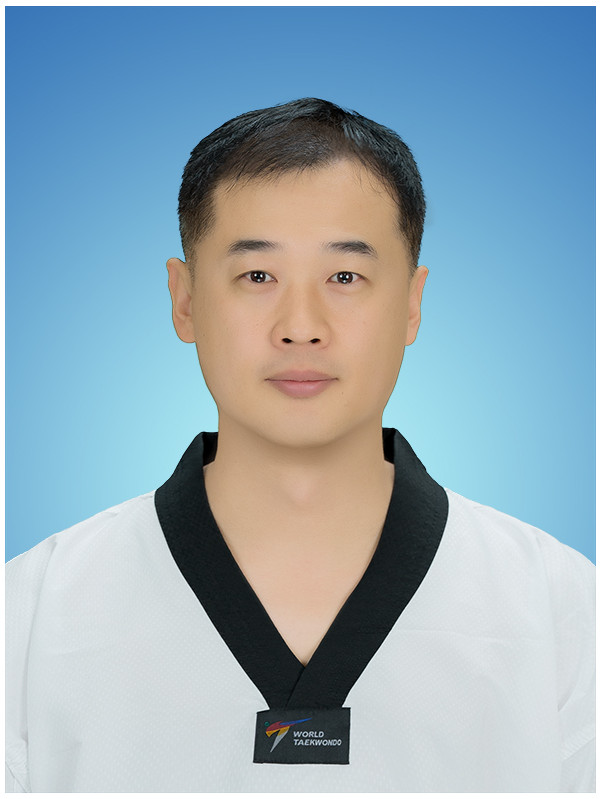 02-SOA01190-4-이경석_(수정).jpg