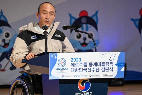 20240222_이천선수촌_결단식_축사2 (대한장애인체육회 정진완 회장) (6).jpg