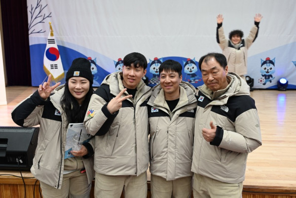 20240222_이천선수촌_결단식_기념촬영 (단체 기념촬영) (6).jpg
