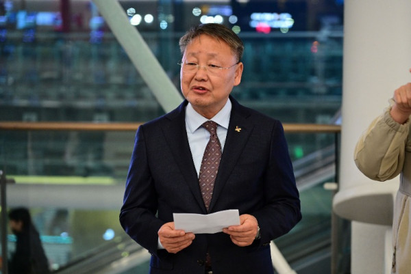 20240227_인천국제공항 제1터미널 3층_출영식_격려사 (양충연 사무총장) (1).jpg