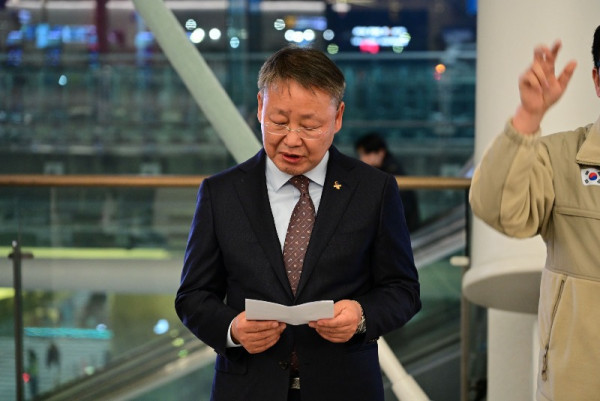 20240227_인천국제공항 제1터미널 3층_출영식_격려사 (양충연 사무총장) (3).jpg