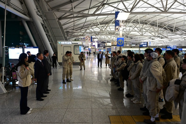 20240227_인천국제공항 제1터미널 3층_출영식_선수단 (2).jpg